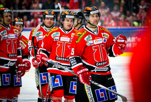 Örebros Henrik Löwdahl gör 3-3 och jublar