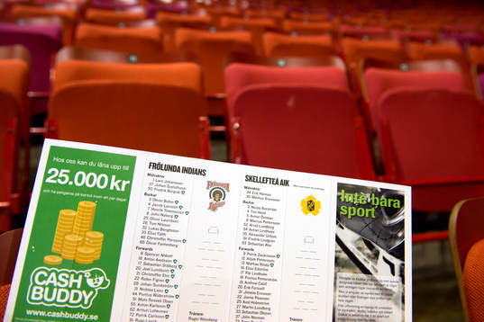 En matchklappa på läktaren