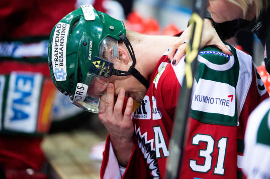Frölundas Nicklas Lasu deppar