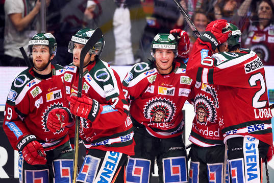 Frölundas Andreas Johnson jublar