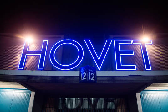 Exteriör av Hovet