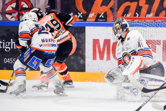 Växjös målvakt Cristopher Nihlstorp har tappat klubban