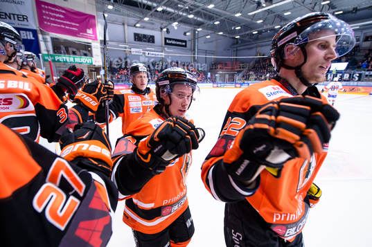 Karlskronas Filip Cruseman har gjort 1-0