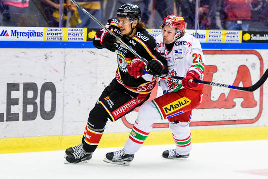 Luleås Marcus Oskarsson och Modos Dennis Persson