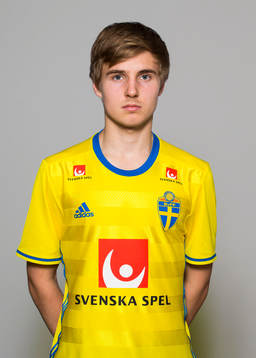 Simon Hirvonen i P16/99-landslaget