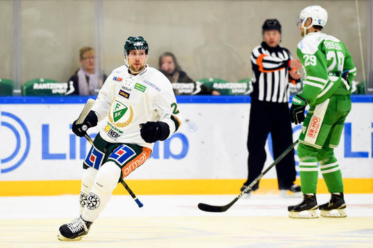 Färjestads Christoffer Persson jublar