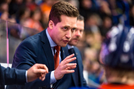 Växjös tränare Sam Hallam