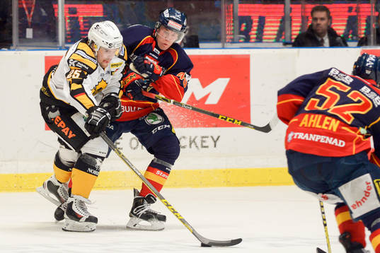 Skellefteås Axel Holmström och Djurgårdens Tomi Sallinen