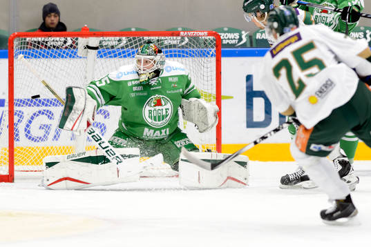 Färjestads Christoffer Persson gör 0-1