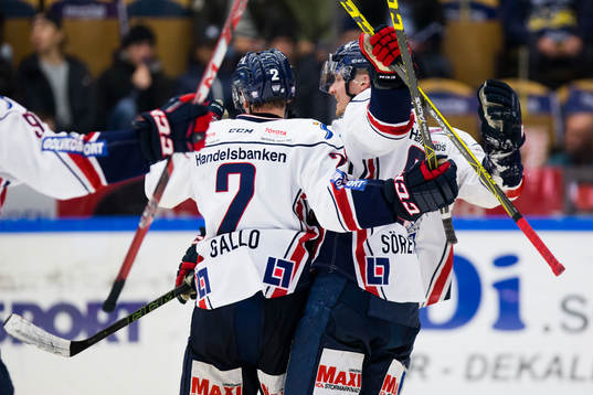 Linköpings Vilmos Gallo, Nick Sörenssen jublar