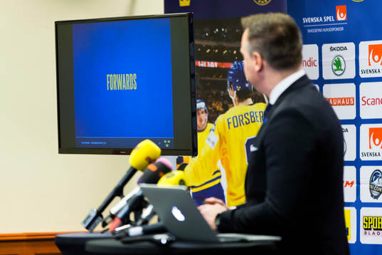 Juniorkronornas förbundskapten Rikard Grönborg