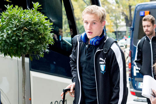 Malmö FFs Franz Brorsson när laget ankommer till