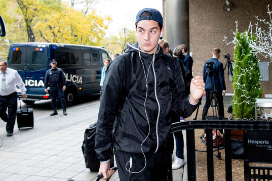 Malmö FFs målvakt Marko Johansson när laget ankommer
