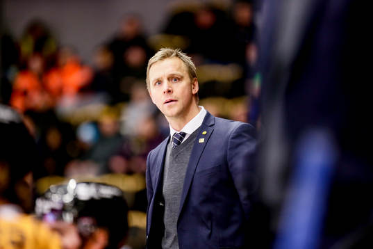 Skellefteås assisterande tränare Bert Robertsson var arg