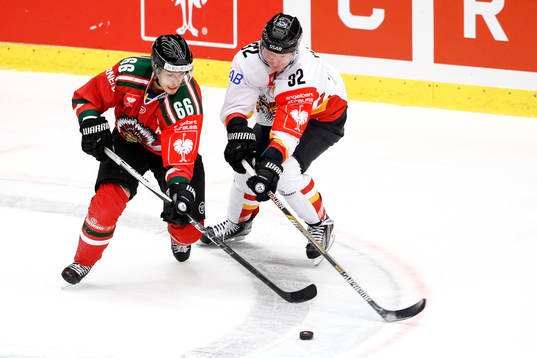 Frölundas Oscar Fantenberg och Luleås Lennart Petrell