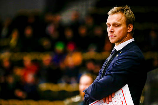 Skellefteås assisterande tränare Bert Robertsson deppar