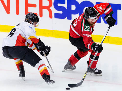 Frölundas Robin Figren mot Luleås Jonathan Sigalet