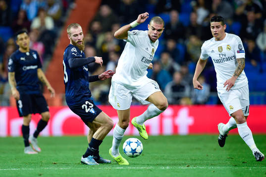 Malmö FFs Jo Inge Berget och Real Madrids Pepe