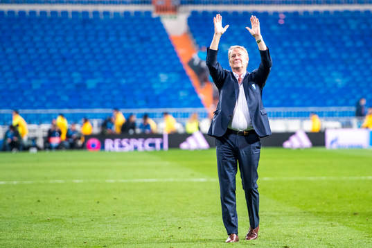 Malmö FFs tränare Åge Hareide tackar