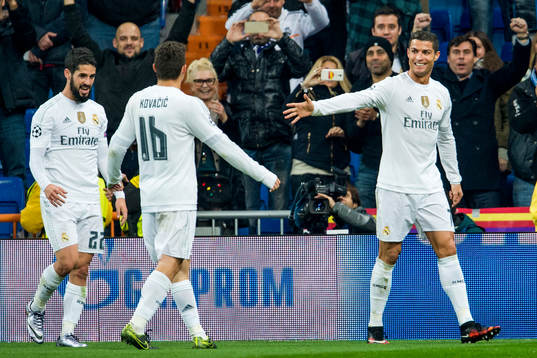 Real Madrids Cristiano Ronaldo firar +med Isco och Mateo
