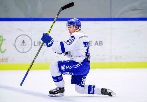Leksand Viktor Amnér jublar