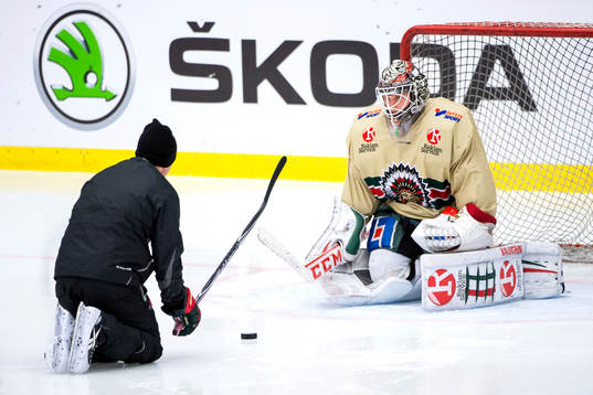 Frölundas målvaktstränare Kristoffer Martin och målvakt