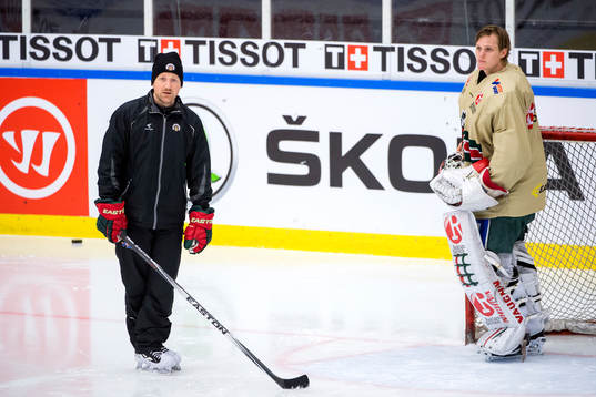 Frölundas målvaktstränare Kristoffer Martin och målvakt