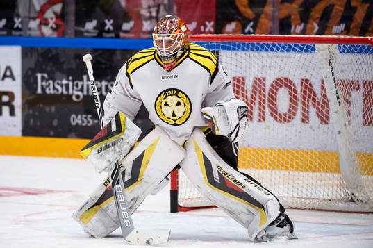 Brynäs målvakt Felix Sandström