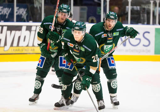 Färjestads David Rundqvist (v) Joel Eriksson Ek   (m) och