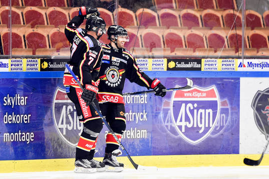 Luleås Jacob Micflikier jublar