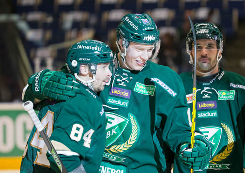 Färjestads Victor Ejdsell jublar