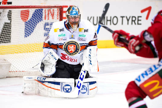 Frölundas Ryan Lasch gör 4-0 bakom Växjös målvakt