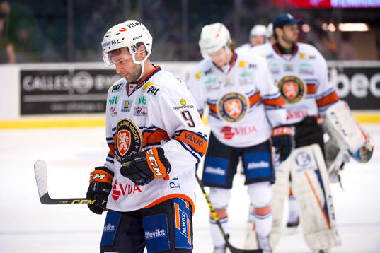 Växjös Josh Hennessy deppar