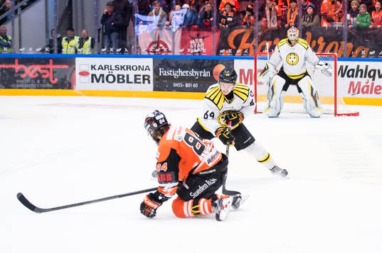 Karlskronas Jimmy Andersson och Brynäs Jonathan Pudas