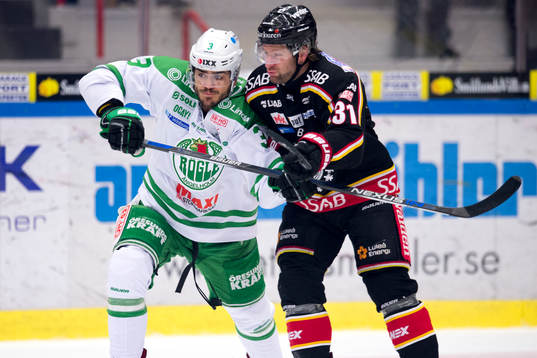 Rögles Almen Bibic och Luleås Jonathan Granström