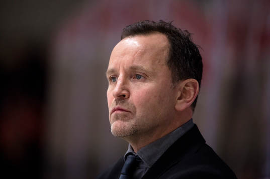 Brynäs tränare Thomas Berglund deppar