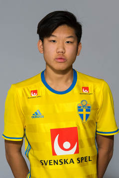 Martin Trinh som spelar i P15/00-landslaget