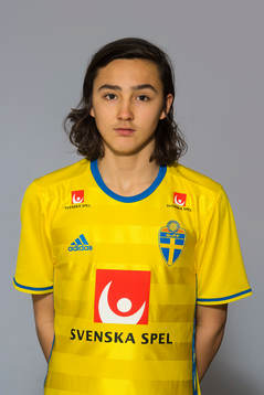 Adam Bark som spelar i P15/00-landslaget