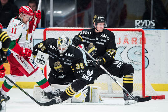 s målvakt Robin Rahm och Stefan Johansson