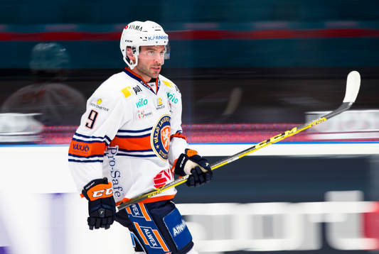 Växjös Josh Hennessy
