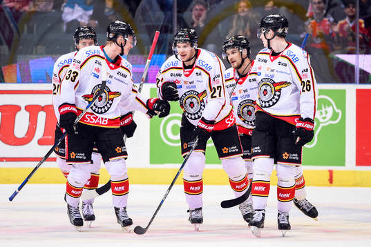 Luleås Brendan Mikkelson jublar
