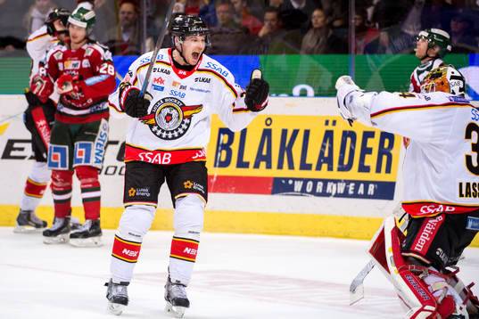 Luleås Brendan Mikkelson jublar