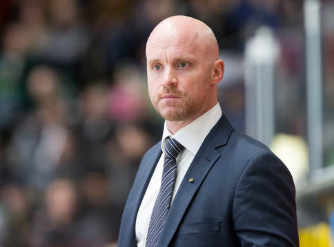 s assisterande tränare Tim Brithén
