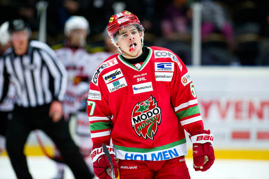 Modos Emil Djuse deppar