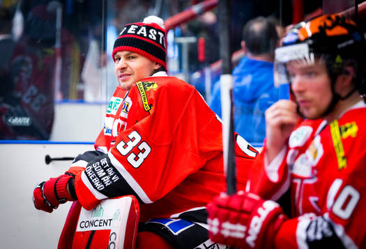 Örebros målvakt Julius Hudacek deppar