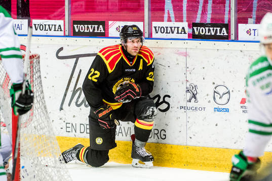 Brynäs Jörgen Sundqvist har ont i axeln
