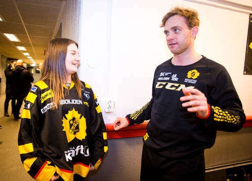Skellefteå-supportern Amanda Liss från Dalarna fick sin