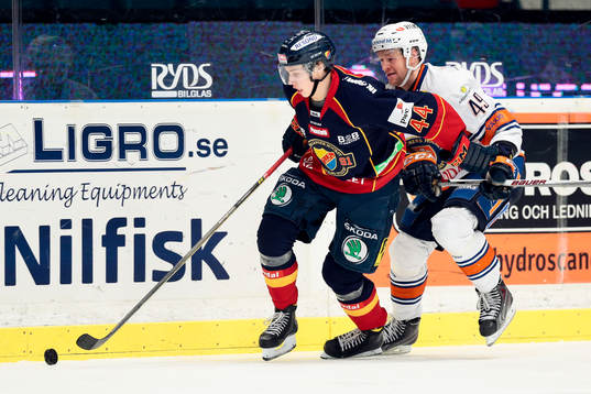 Djurgårdens Lukas Vejdemo och Växjös Ilkka Heikkinen
