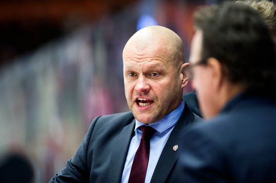 Modos tränare Andreas Johansson