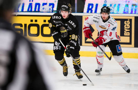 s Robin Kovacs och Vita Hästens Rickard Palmberg